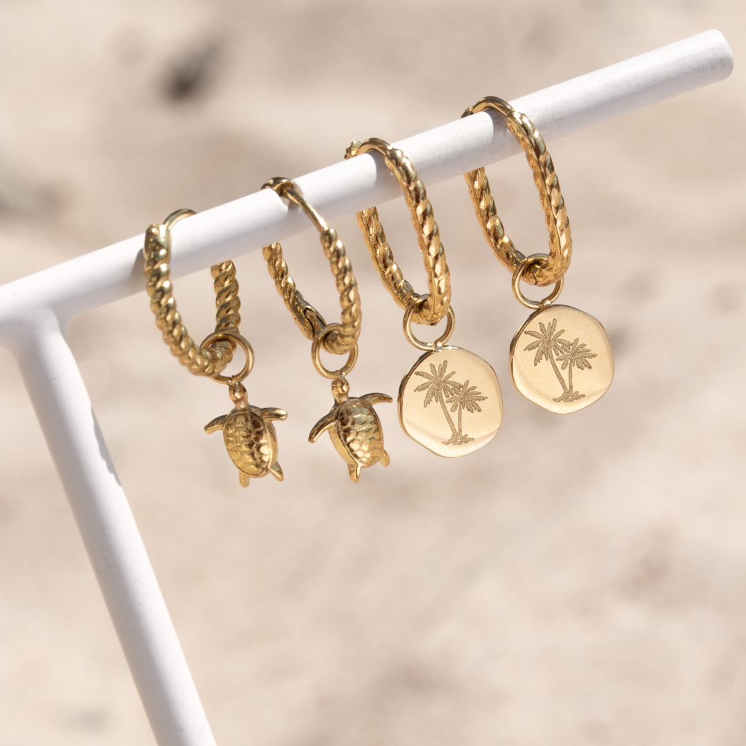 Palmera Coin Oval Twisted Hoop Set Baby Argento