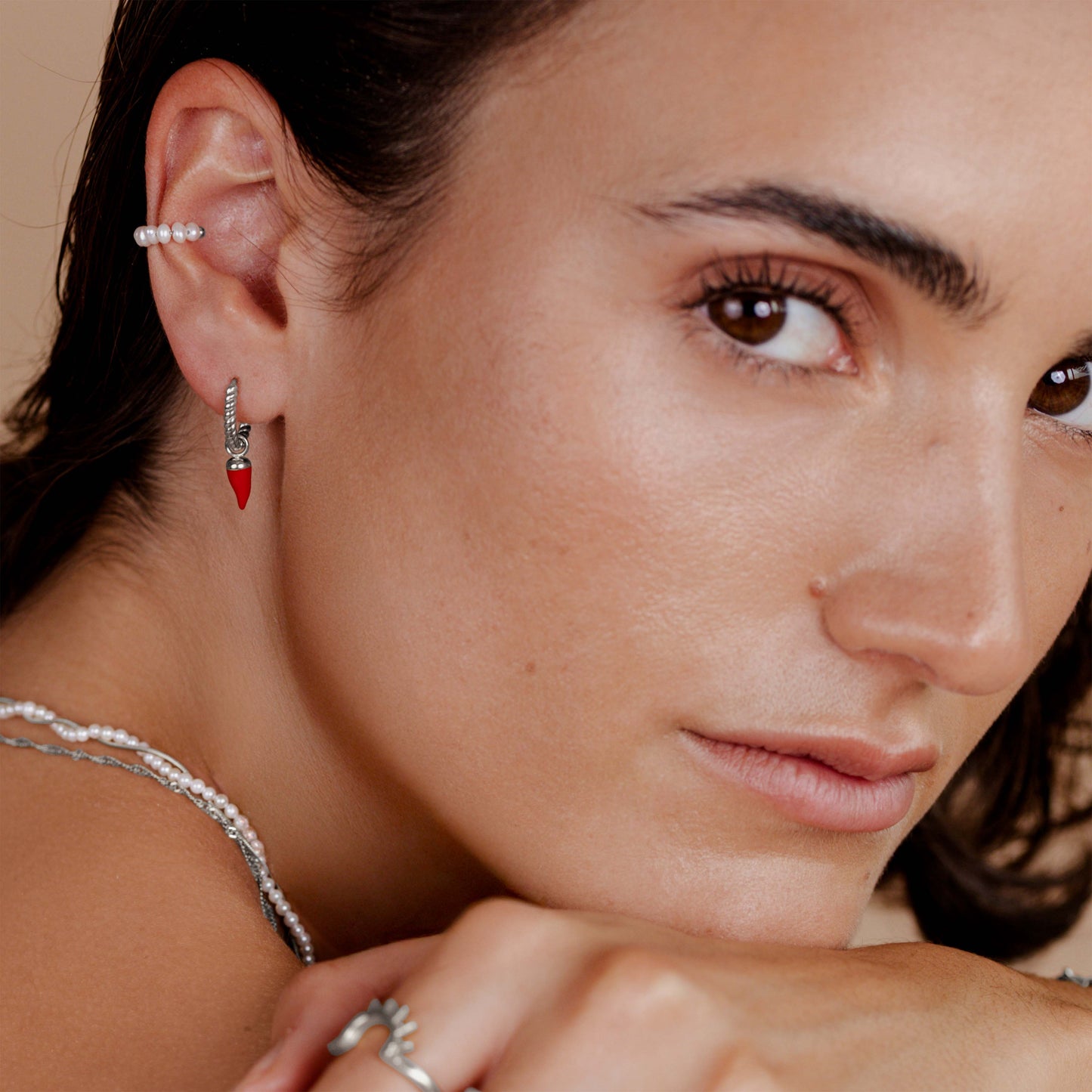 Hot 'n' Spicy Twisted Hoop Set Baby Argento