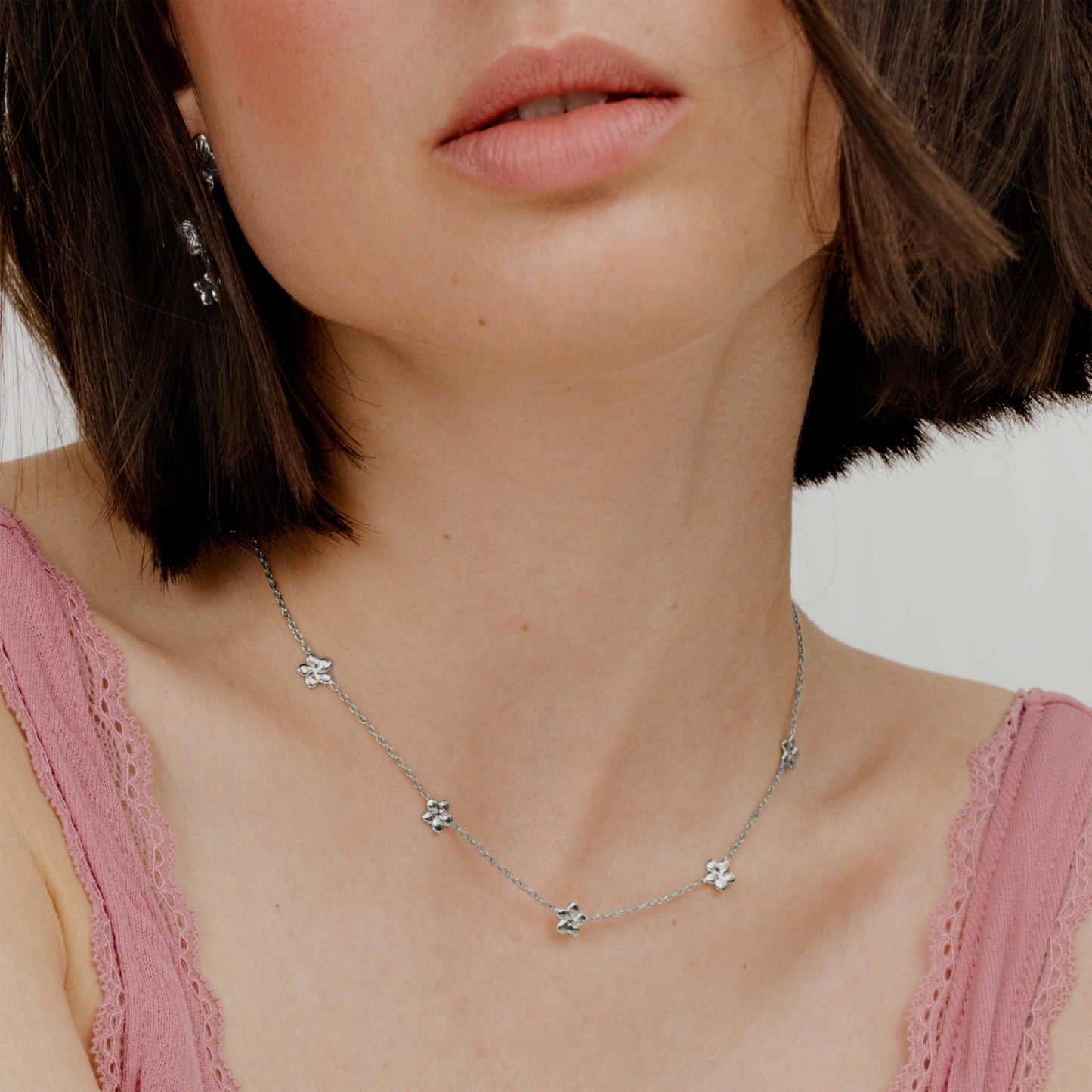 Meadow Choker Argento