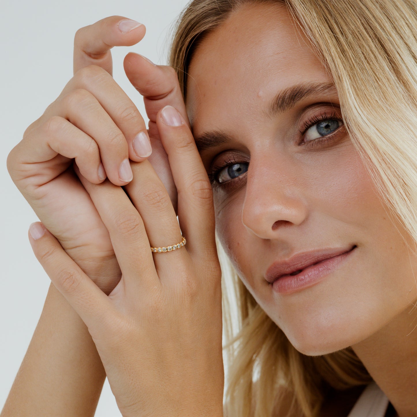 Bezel Bling Ring Gold