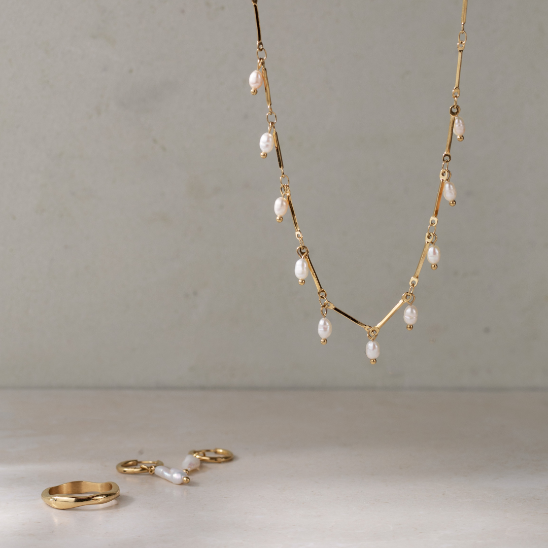 Annes Authentic Pearl Choker Argento