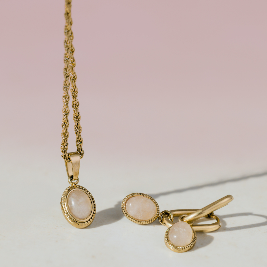 Blush Quartz Oval Hoop Set Baby Oro