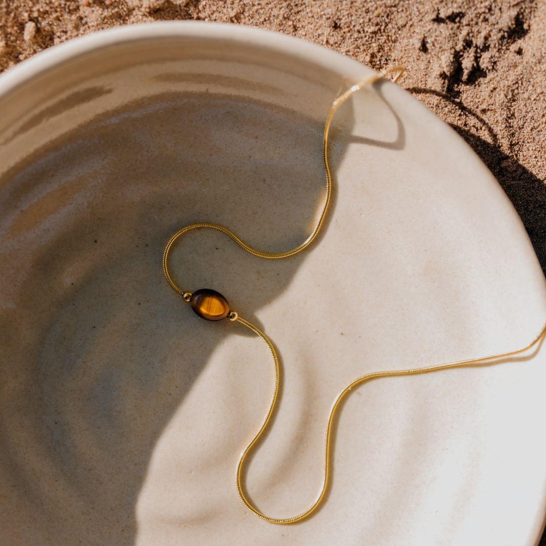 Sunflare Gem Choker Oro