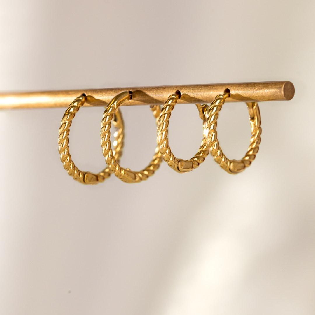 Twisted Hoop Set Small Oro