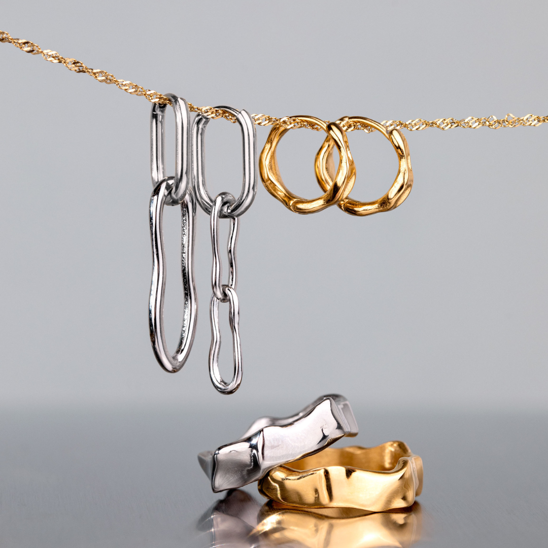 Blending Shapes Oval Hoop Set Baby Oro