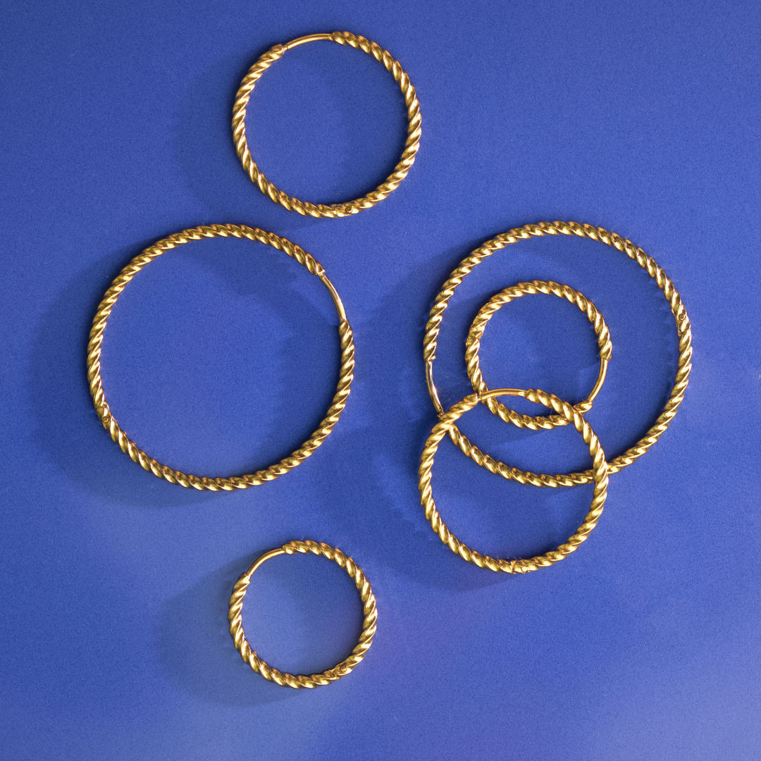 Twisted Hoops Medium Oro