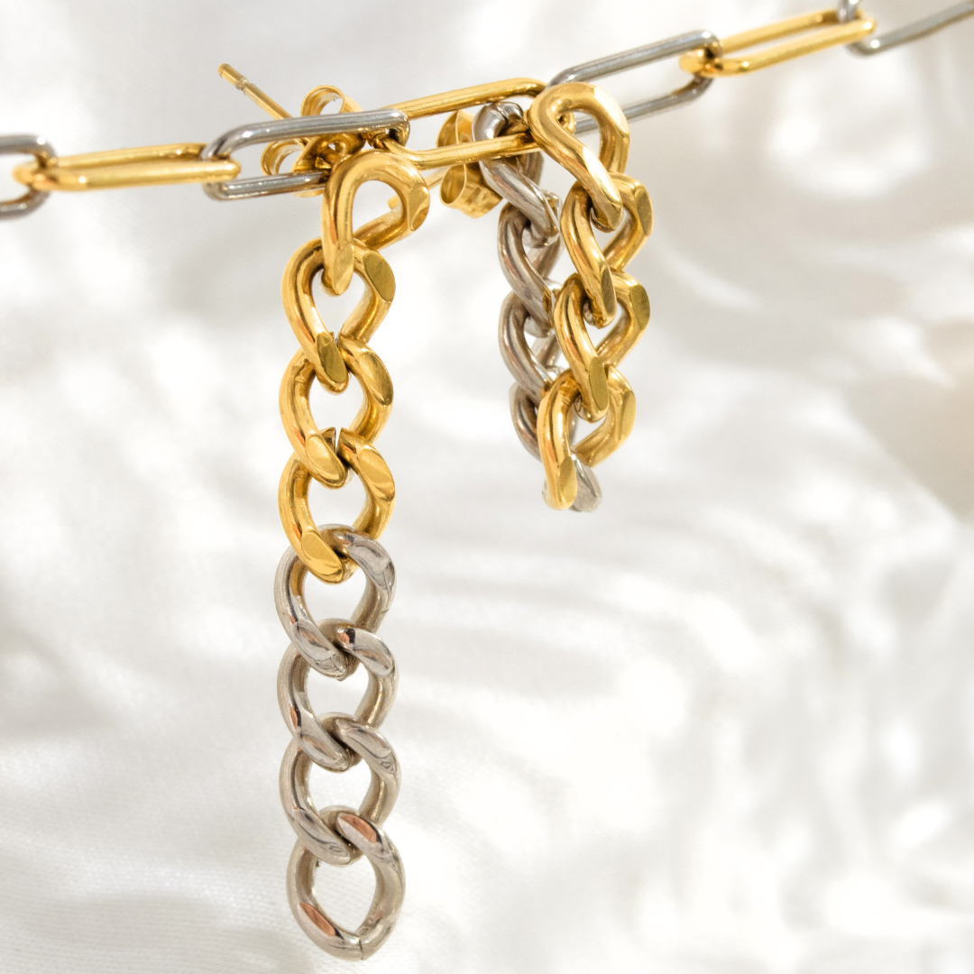 Bi-Colored Chain Orecchini