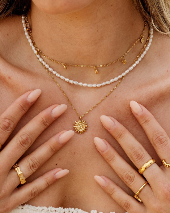 Perlita Choker Oro