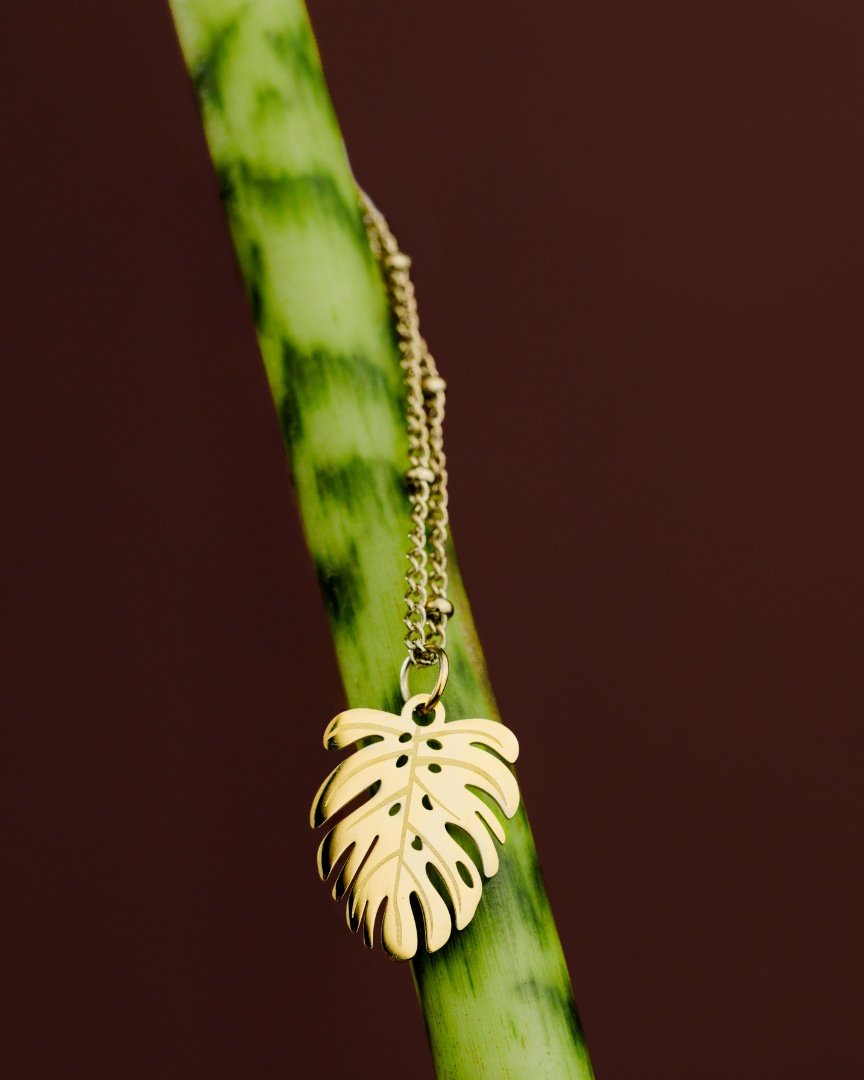 Monstera Leaf Collana Oro