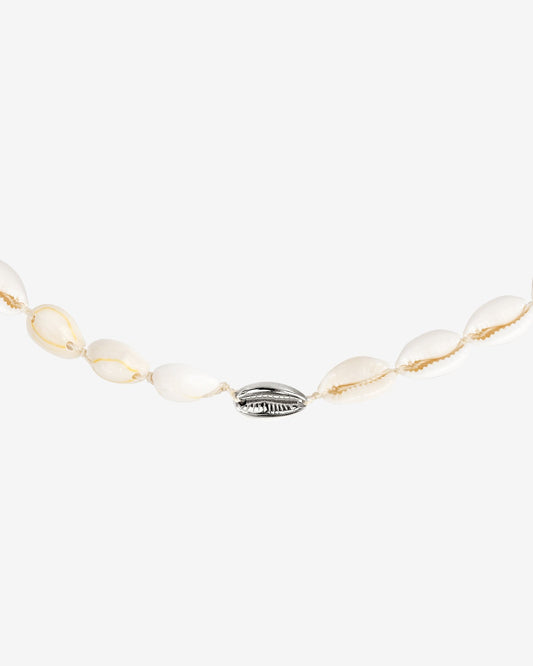 One in a Shell Choker Argento