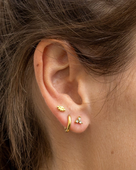 Luz Studs Oro