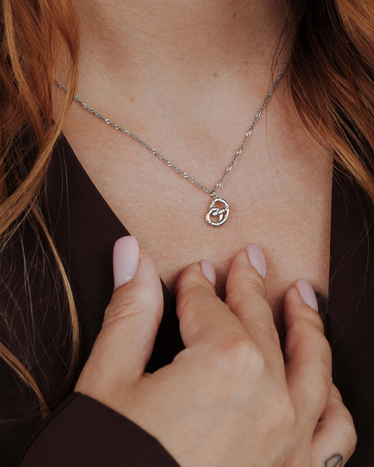 Bedazzle my Pretzel Collana Argento