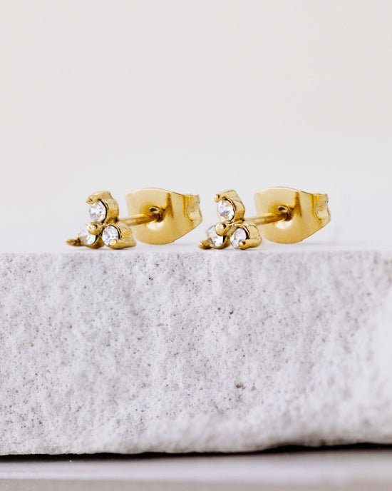 Luz Studs Oro