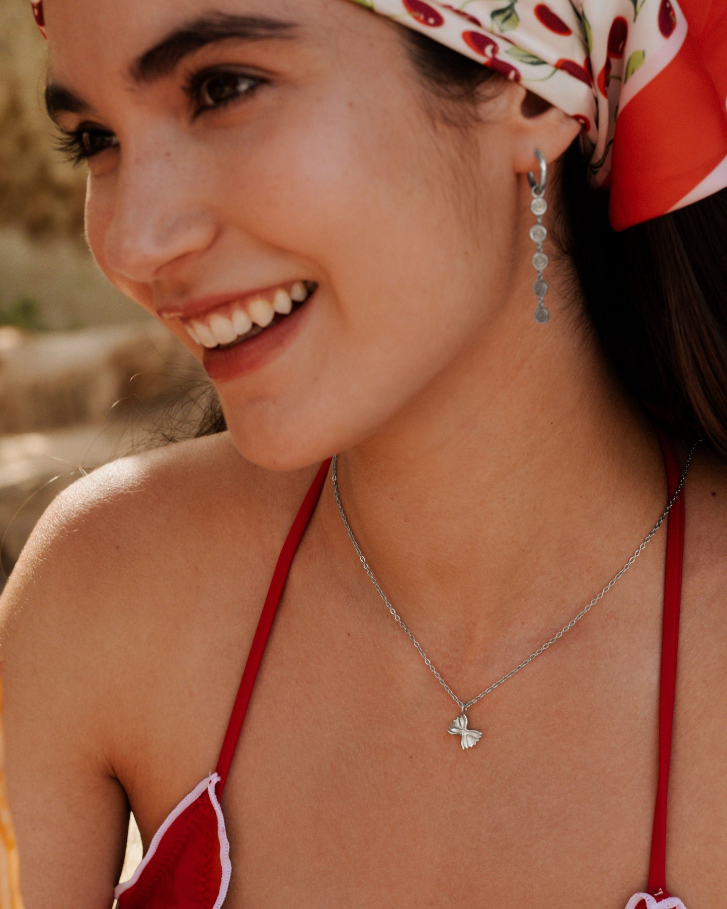 [[Farbe:Silber,shopthelook]] lua-283