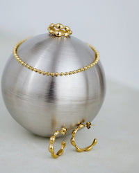 [[Farbe:Gold]]