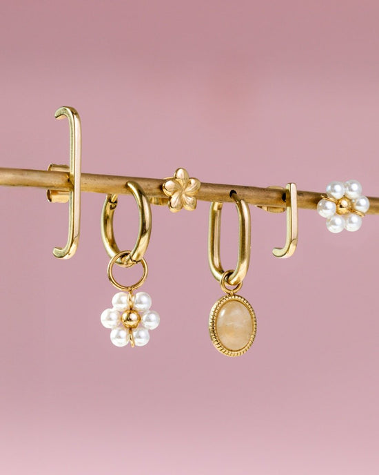 Blush Quartz Oval Hoop Set Baby Oro