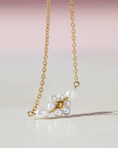 Daisy Choker Oro