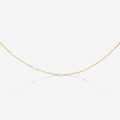 Pearl after Pearl Choker Oro