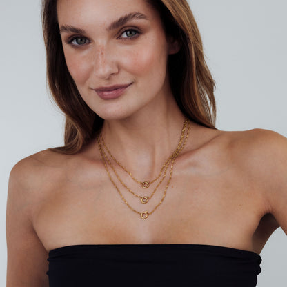 Singapore Chain Charm Necklace Gold