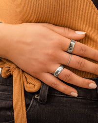 [[Farbe:Silber,shopthelook]]