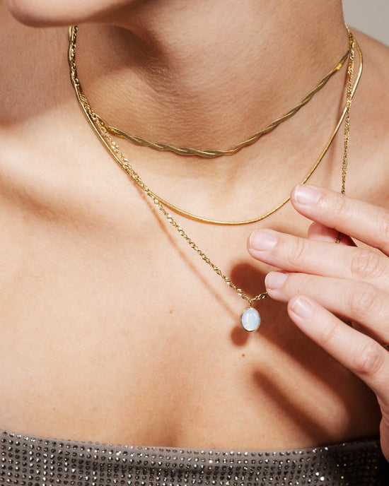 Oval Pendant Collana Oro