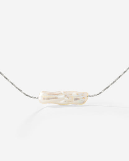 Luminous Pearl Choker Argento