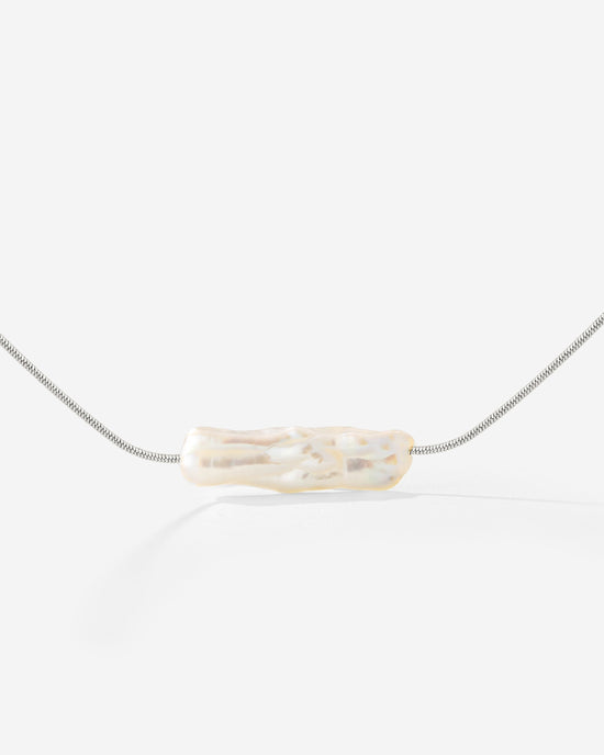 Luminous Pearl Choker Argento