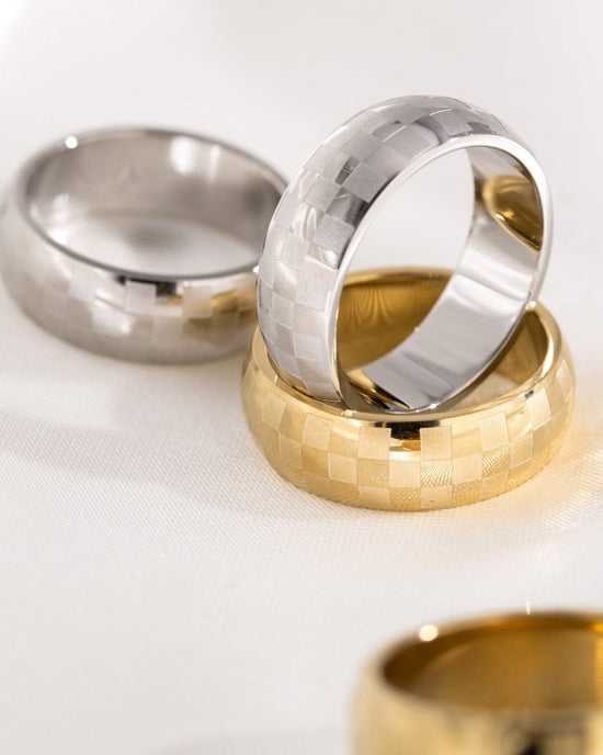 Chequer Anello Oro