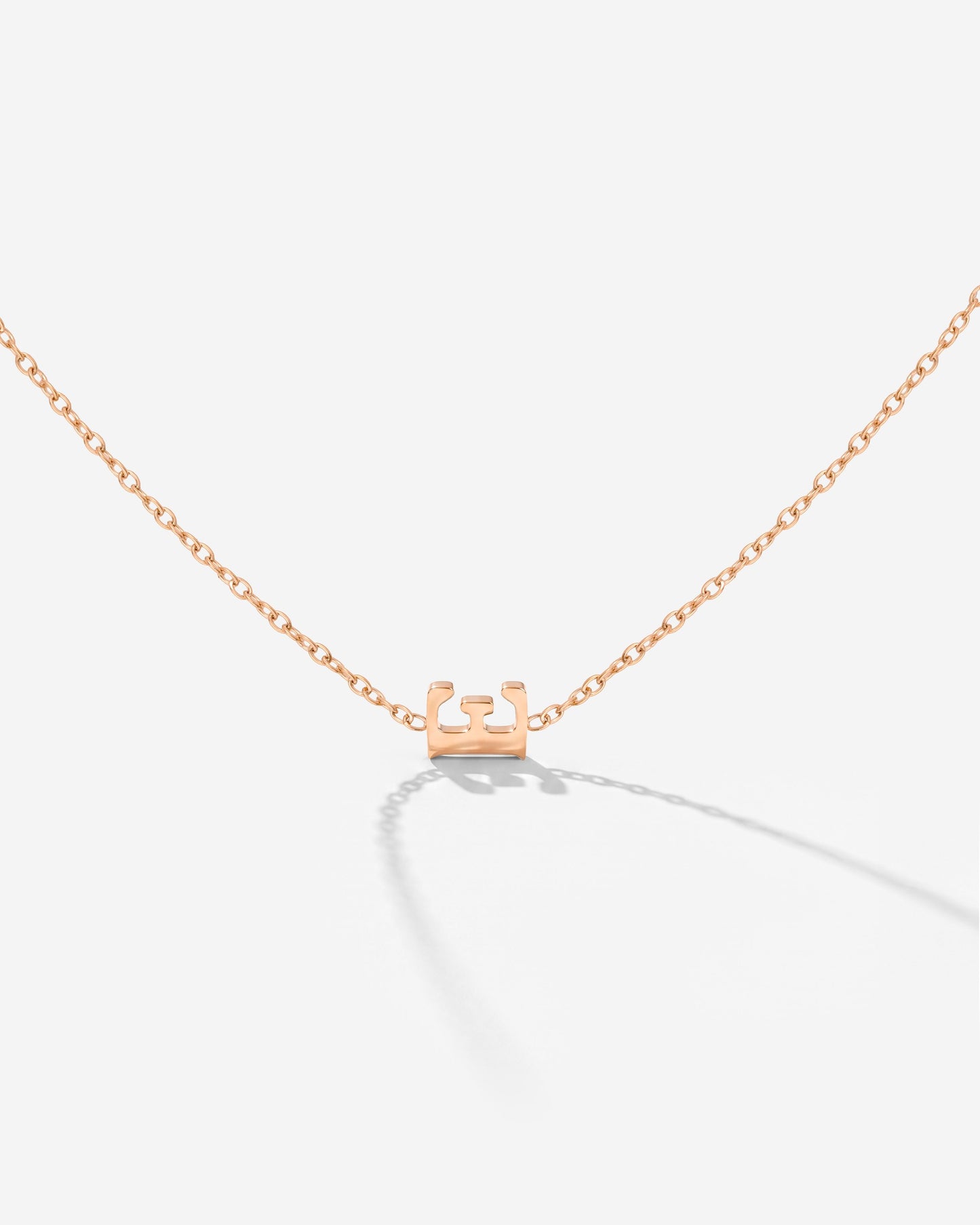 [[Lettera:E,Colore:Oro Rosa]]