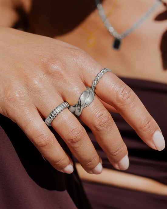 Striped Anello Bold Argento