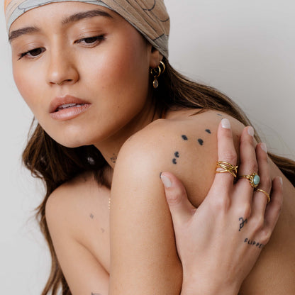 Intertwined Ring Gold