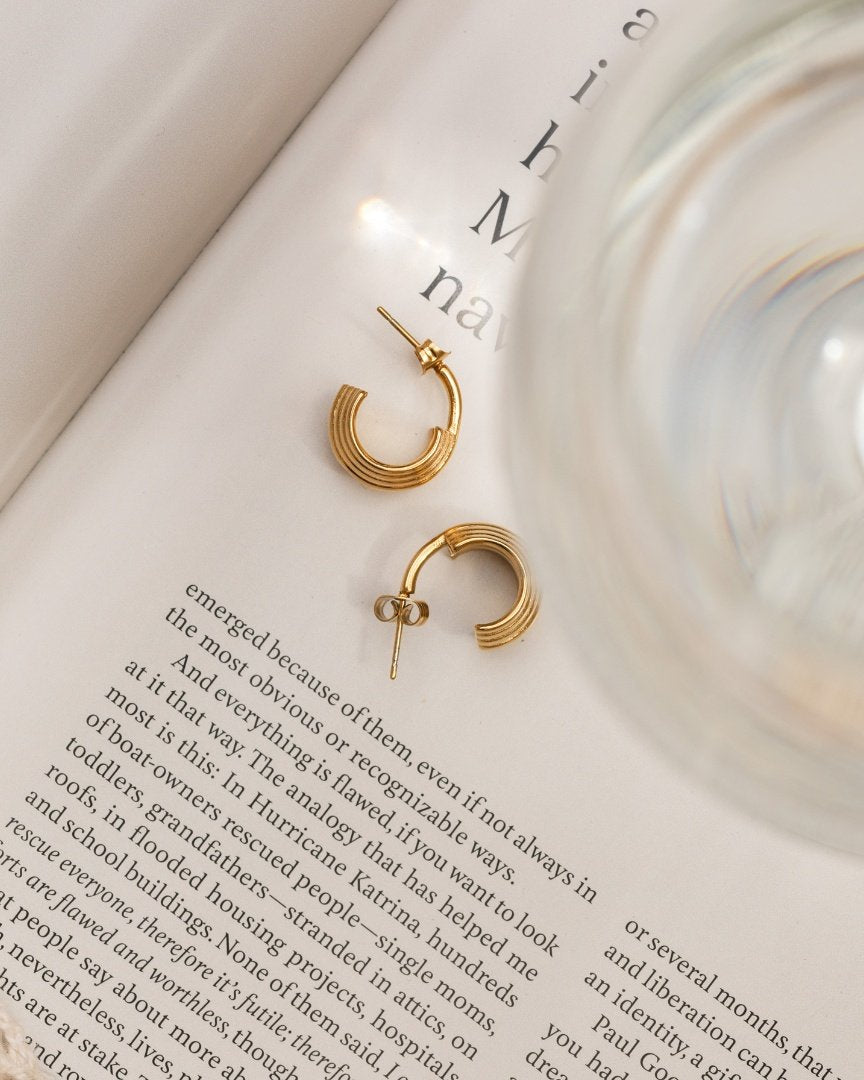 Winding Hoop Studs Argento