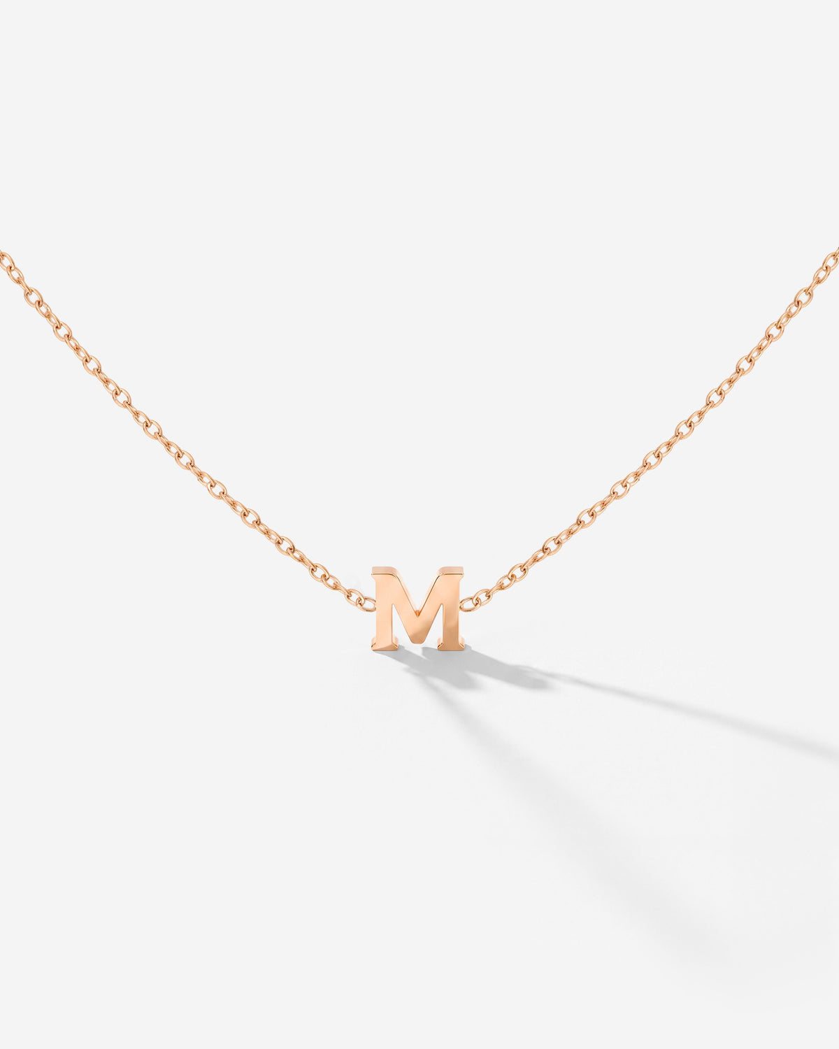 [[Lettera:M,Colore:Oro Rosa]]