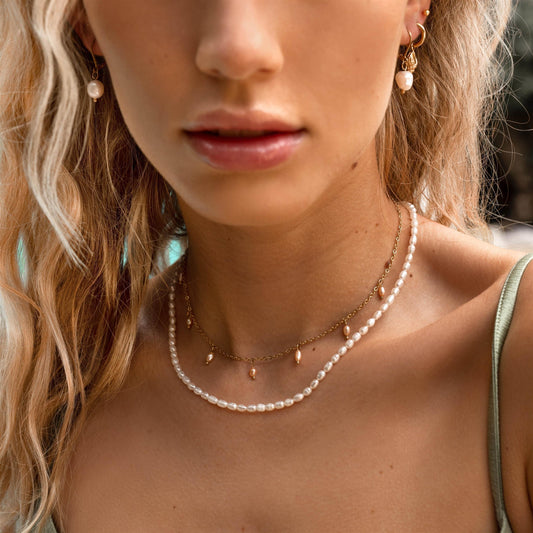 Perlita Choker Oro