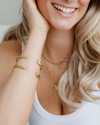 [[Farbe:Gold,shopthelook]]