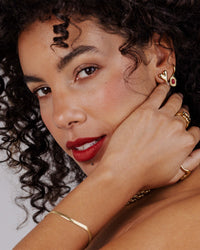 [[Farbe:Gold,shopthelook]]