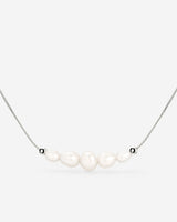 Pearlessence Choker Argento