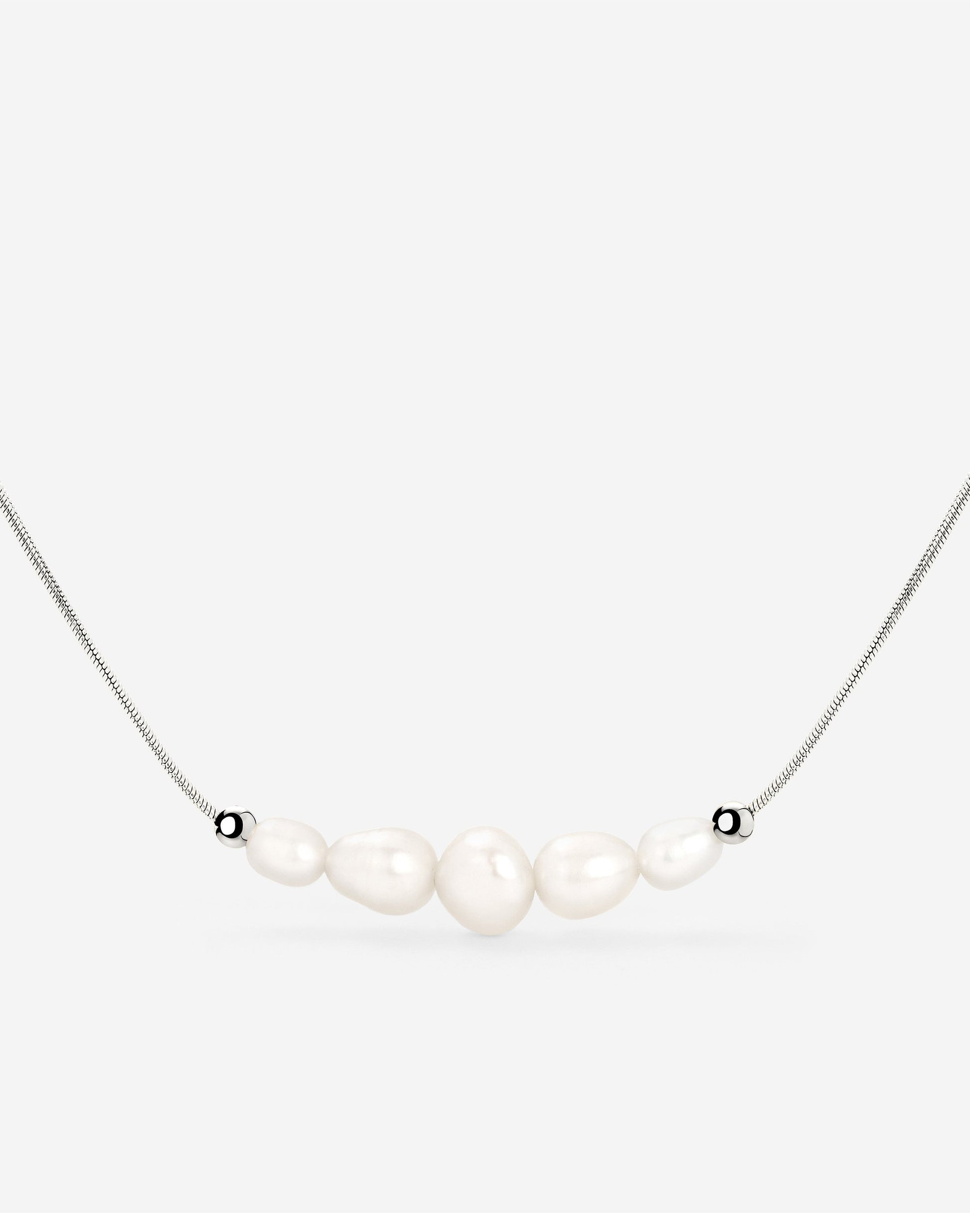 Pearlessence Choker Argento