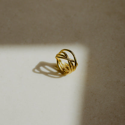 Intertwined Ring Gold