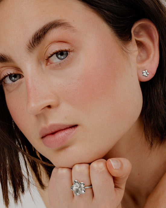 Floral Glow Orecchini Argento