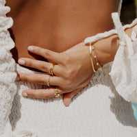 [[Farbe:Gold,shopthelook]]