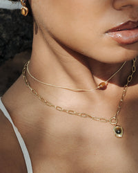 [[Colore:Oro,shopthelook]]
