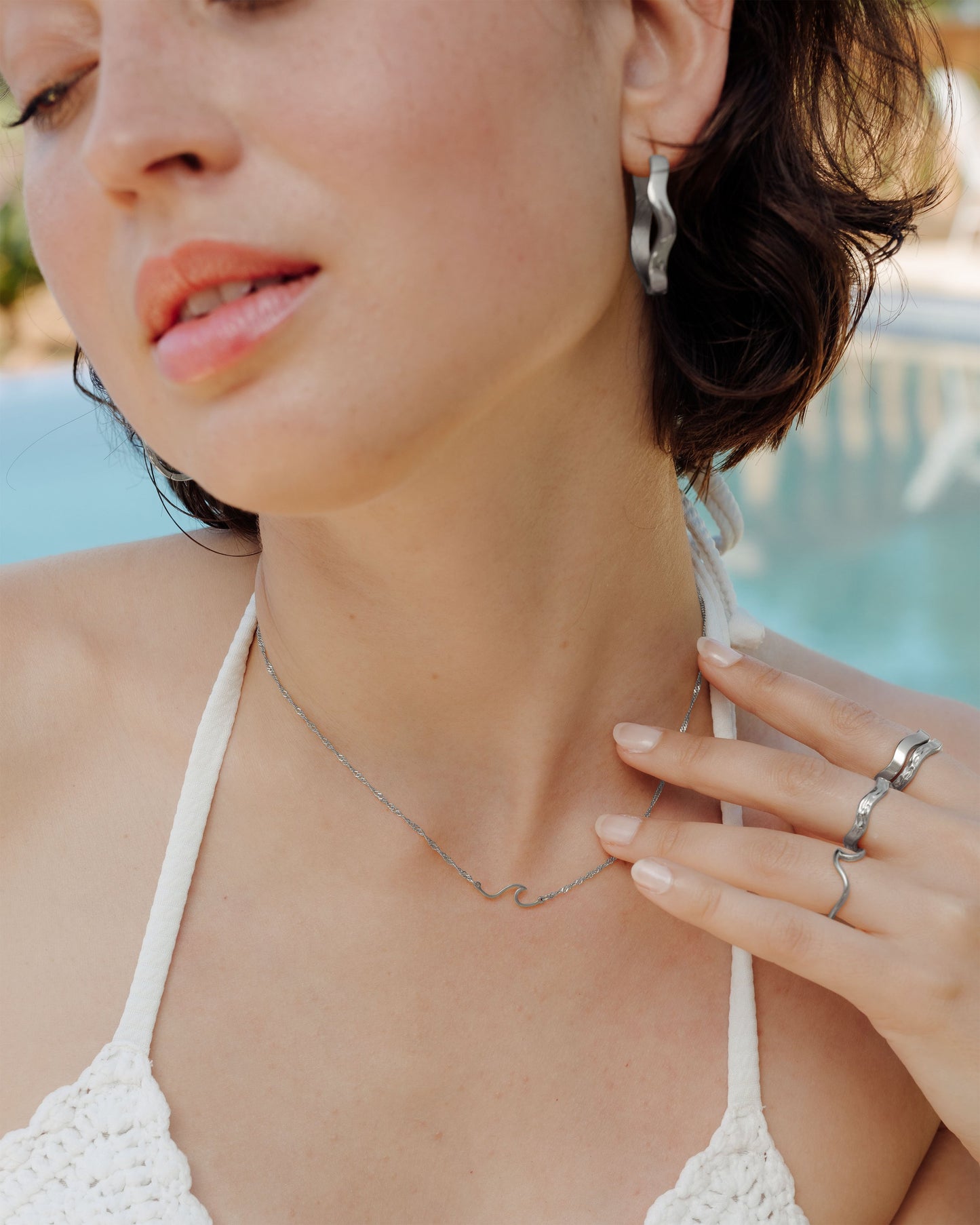 [[Farbe:Silber,shopthelook]]