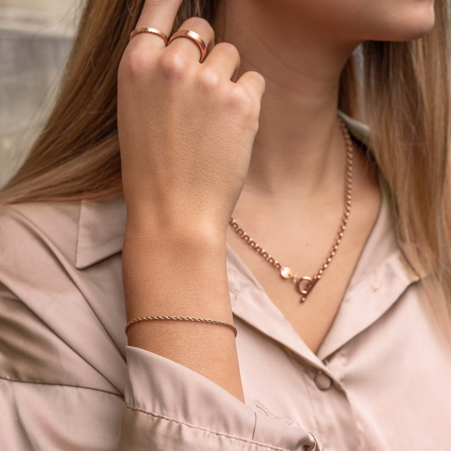 [[Colore:Oro Rosa,shopthelook]]