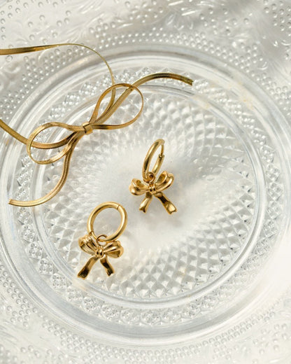 Sweet Bow Collana Oro