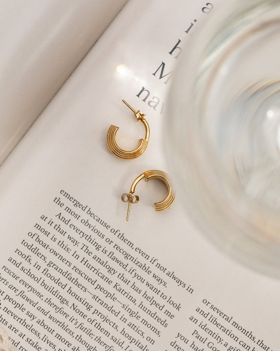 Winding Hoop Studs Oro Rosa
