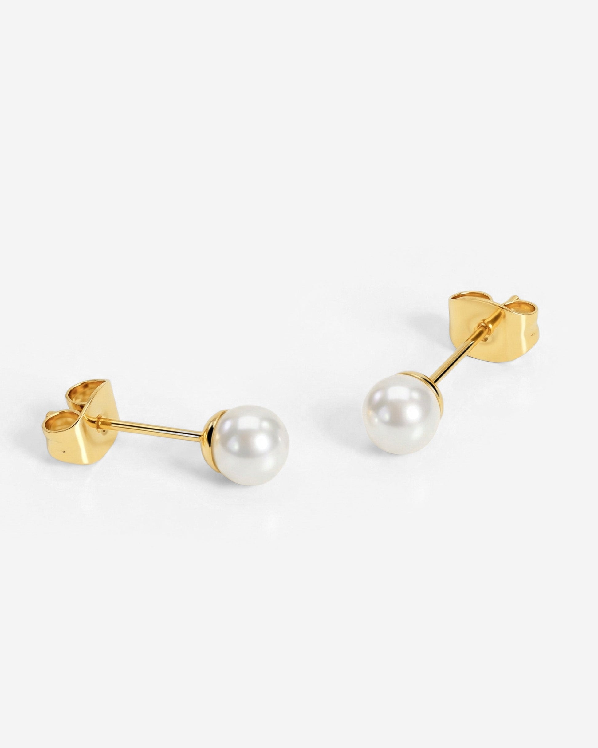 Pretty Pearl Studs Oro