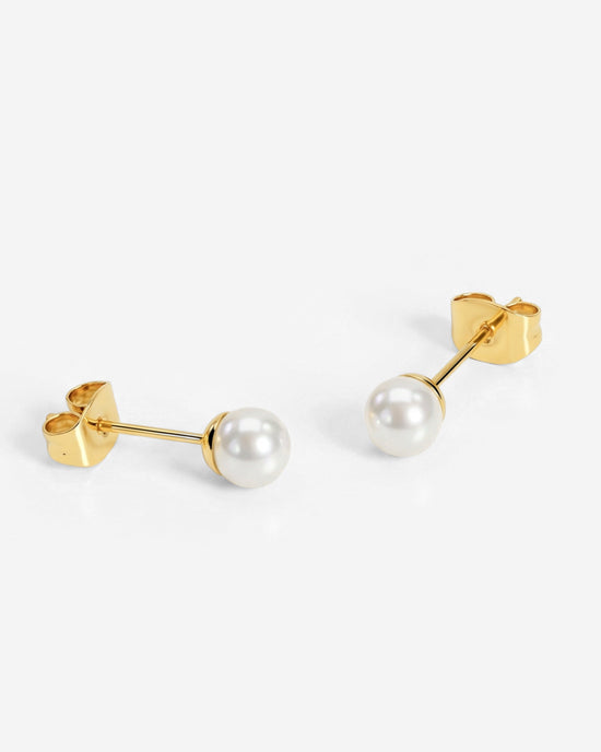 Pretty Pearl Studs Oro