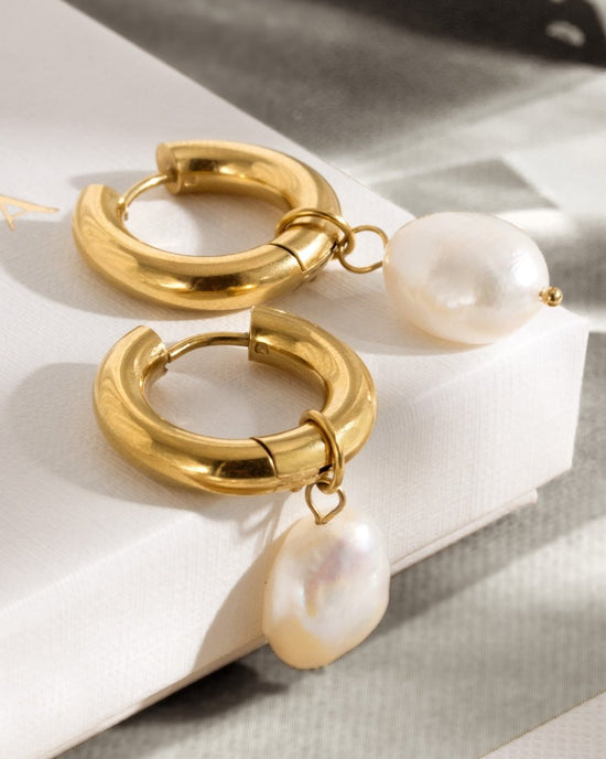 Chunky Pearl Hoop Set Argento
