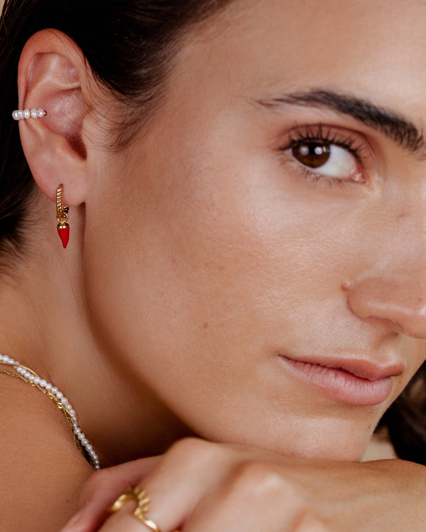 [[Colore:Oro,shopthelook]]